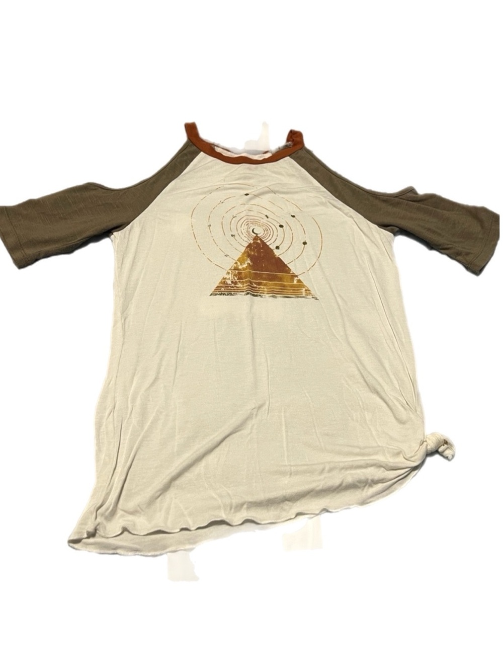 Buckle Modish Rebel Women's Short Sleeve Graphic Tee